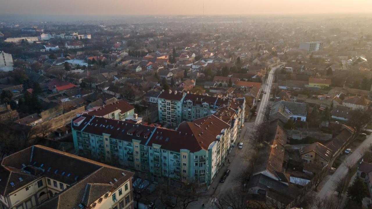 Aquarelle Apartment Szabadka Kültér fotó